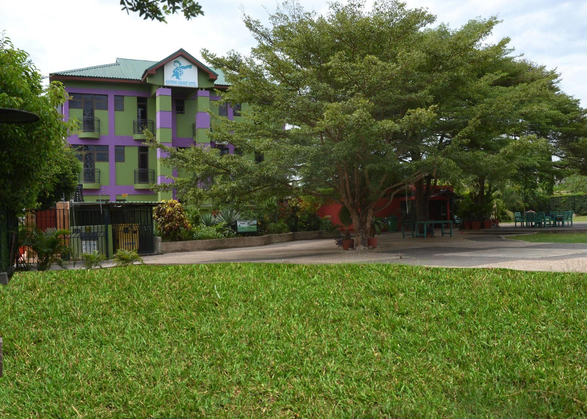 Kaysens Grande Hotel 特马 外观 照片